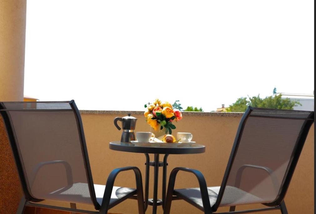 Apartman Nicol Ližnjan Exterior foto